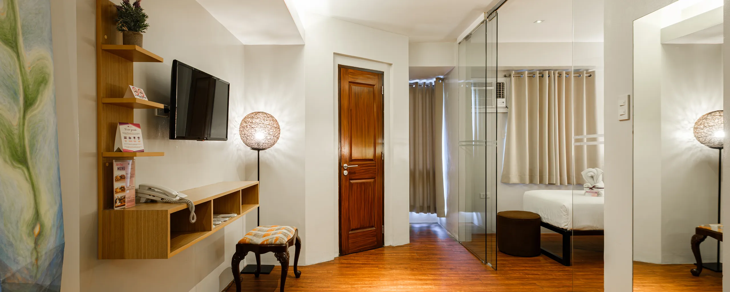 family suite bgc myspace