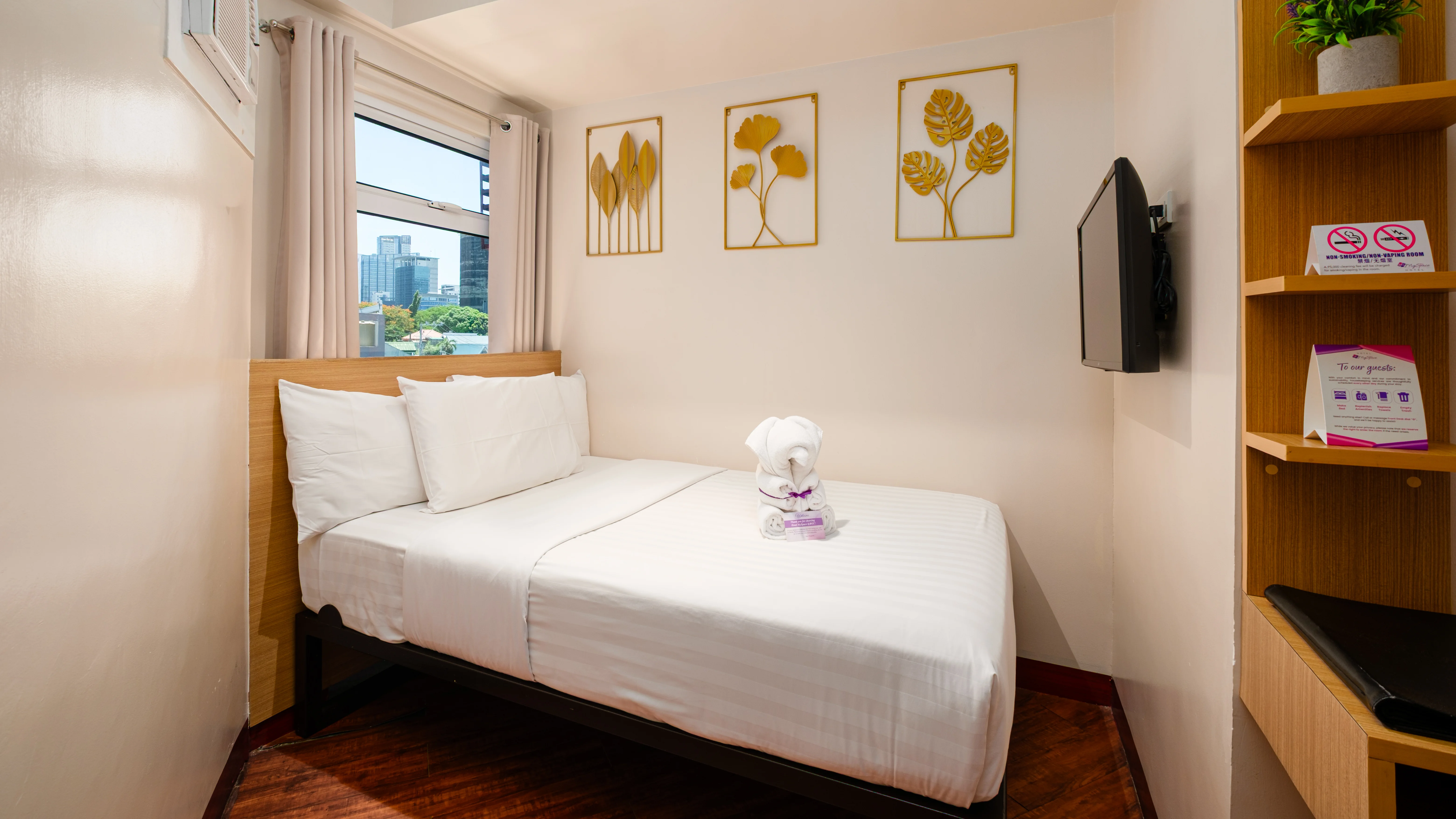 Standard Room at Hotel MySpace BGC in Taguig